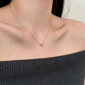 Collares con Colgante de Corazón Pequeño en Plata S925 con Baño de Rodio y Oro de 18K, Diseño Minimalista Dylam, Joyería de Moda con Circonia 5A - Product Image 4