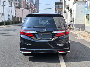 Monospace haut de gamme Honda Odyssey <span class=keywords><strong>2019</strong></span> 2.0L Hybride E CVT Deux roues motrices 215 CV 5,8 L par 100 km Familial et professionnel - Product Image 2