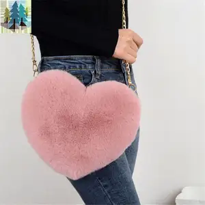 Net kırmızı moda peluş kalp şeklinde çanta kadın zinciri askılı çanta yapay yün aşk bir omuz şeftali kalp hediye sıfır cüzdan