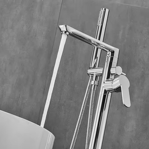 Meistverkaufter Moderner Badezimmer-Duscharmatur mit Doppelgriff, Polierter Oberfläche, Luxuriöser Chrom-Wasserfall-Badewannenmischer - Product Image 4