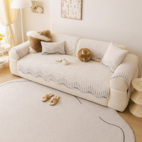 Coussin de canapé en peluche épaissi au design esthétique crème - Housse moderne de luxe haut de gamme, antidérapante, chaude et lavable pour l'hiver