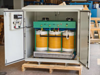 Transformateur de puissance triphasé 200 kVA en cuivre pur, 240 V, avec boîtier étanche, détection de température par bande, enroulement Dyn