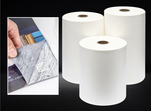 <span class=keywords><strong>Film</strong></span> de laminage thermique BOPP blanc nacré 20 microns brillant uni doux résistant à l'humidité rouleau de laminage pour livres avec colle EVA - Product Image 3