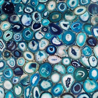 Vente en gros de pierre semi-précieuse de grande taille en agate bleue pour la décoration intérieure de panneaux de sol et de mur