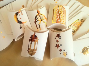 Ramadan Mubarak Gouden Folie Traktatiebekers Islamitische Lantaarn en Maan Ster Feestartikelen Ramadan Cadeaubox - Product Image 1