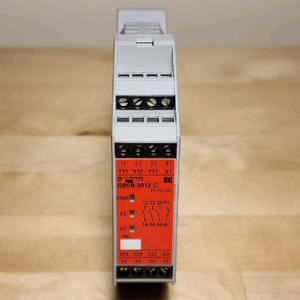 ใหม่สำหรับ PLC G9SB-3012-C เซฟตี้รีเลย์ 24V พร้อมการสื่อสาร RS485 สำหรับการควบคุมอุตสาหกรรม - Product Image 1