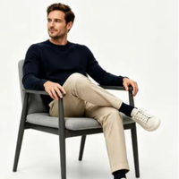 Chaise de salle à manger à accoudoirs robuste de qualité commerciale, style minimaliste moderne, pour projet hôtelier