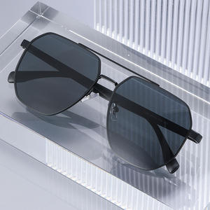 Nouvelles lunettes de soleil carrées pour hommes, monture en métal, verres TAC, protection UV400, couleur noire, lunettes de soleil d'extérieur, classe 2 - Product Image 4