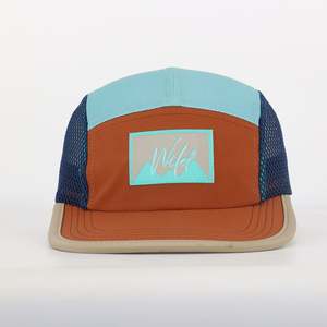 Chapeau en maille d'extérieur personnalisable à 5 panneaux avec étiquette tissée colorée Concevez votre propre casquette de camp Chapeau à panneau vierge - Product Image 1