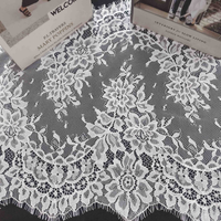 ERKOUMI 38cm Dentelle française Chantilly extensible en nylon brillant, élégante et opulente, pour robe de soirée, mantille et embellissement de couronne