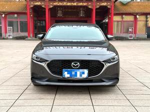 Nuevo <span class=keywords><strong>Mazda</strong></span> <span class=keywords><strong>3</strong></span> Axela 2022 - Versión de Motor <span class=keywords><strong>2.0</strong></span> de Tres Cilindros, Transmisión Automática, Auto Usado con 50000KM - Product Image 2
