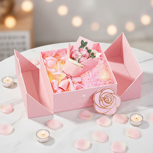 <span class=keywords><strong>Caja</strong></span> de Regalo de Perfume de Lujo Personalizada con Laminado Mate y Papel Dorado, Cajas Rígidas de Materiales Reciclados para Mujer - Product Image 1