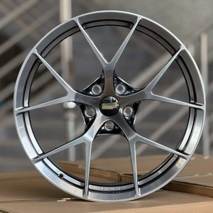 Jantes en alliage d'aluminium léger forgées intégralement de 10 000 <span class=keywords><strong>tonnes</strong></span>, disponibles en 15, 16, 17, 18, 19, <span class=keywords><strong>20</strong></span> pouces, personnalisation privée disponible - Product Image 4