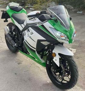 Moto sportive Kawasaki <span class=keywords><strong>Ninja</strong></span> 250 bicylindre refroidie par liquide <span class=keywords><strong>250cc</strong></span>, motos d'occasion - Product Image 3