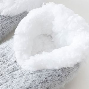 Chaussettes de nuit antidérapantes en velours thermique OEM, style nordique jacquard, pour la maison, vente en gros - Product Image 4
