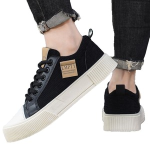 Nuevos zapatos deportivos versátiles de suela gruesa para hombre y mujer, modernos, casuales y a la moda, con suela suave para exteriores. - Product Image 1