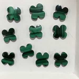 Pendentif Trèfle en Pierre Naturelle Coquille Blanche Malachite Verte Agate Rouge Onyx Noir Lapis Lazuli pour Collier Bracelet Certifié IGI - Product Image 3