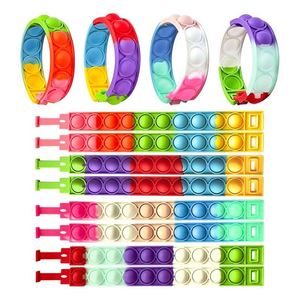 Ensemble de jouets anti-stress en métal de qualité supérieure pour adultes et enfants, anneaux anti-stress, curseurs, pistolets et jouets de puzzle pour les besoins sensoriels - Product Image 1