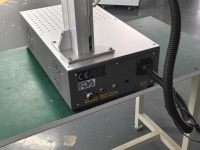 Fabrik-Faserlaser 20W 30W 50W Desktop-Faserlaser-Markiermaschine