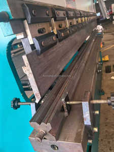 100 tonnes 3200mm presse <span class=keywords><strong>plieuse</strong></span> en acier inoxydable cintreuse hydraulique CNC tôle <span class=keywords><strong>plieuse</strong></span> métal dossier - Product Image 3