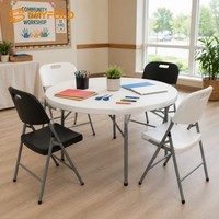 Tables de bar hautes multifonctionnelles en plastique et chaises pliantes en métal pour événements