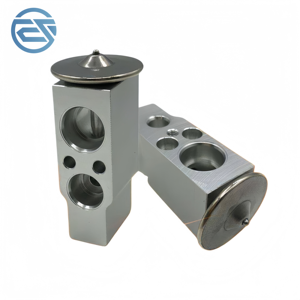 Valvola di Espansione per Condizionatore d'Aria 11N6-90800 11N690800 per Escavatori R140-7 R200-5 R300-5 R215-7 R225 E320C - Product Image 1