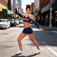 Pakaian Pertunjukan Cheerleading Rok Lipit Lengan Panjang Sentuhan Lembut Logo Kustom AB Kristal Bahan Elastis Tinggi Pakaian Tim