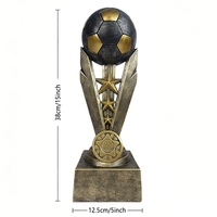 Trophée de football personnalisé en résine avec logo, statue rétro de la meilleure valeur du football pour les champions de tournoi, cadeau souvenir