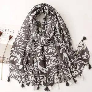 Yiwu Light Personality Cotton and linen hijab Patchwork Ladies Africa Balinese yarn Shawls Foreign