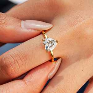 Gioielli pregiati 18k oro placcato 925 argento <span class=keywords><strong>solitario</strong></span> cuore 2ct Moissanite banchetto di fidanzamento per donna - Product Image 5