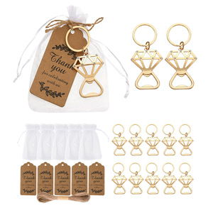 Llavero con forma de diamante, abridor de botellas, aleación de zinc dorada, recuerdos para fiestas de boda con etiquetas de papel kraft y bolsas de organza, juego de 15 piezas - Product Image 1