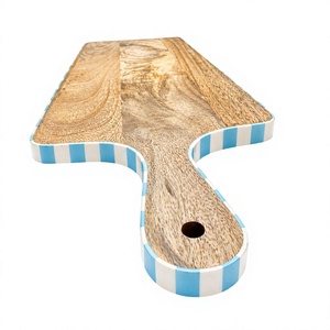 Ensemble de planches à découper en bambou de luxe Handforge Global Impex - Fabriqué à la main, résistant au congélateur et au four - Product Image 1