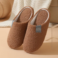 Chaussons d'intérieur pour femmes, doux, légers, minimalistes, blancs et noirs, tendance, en fourrure moelleuse, pour l'automne/hiver