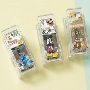 Agrafeuse manuelle haute performance personnalisée pour l'école avec un design de dessin animé en acrylique et une taille miniature - Product Image 4