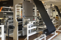 TPET Nouvelle machine automatique de découpe de rideaux à prix réduit pour les usines de rideaux
