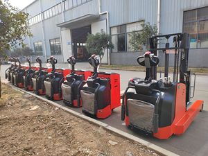NOELIFT <span class=keywords><strong>TFA</strong></span> Reach Stacker Elettrico con Batteria al Piombo-Acido, Traslatore Laterale Elettrico, Capacità 1500kg, Altezza di Sollevamento 4.5M, Portata 620mm - Product Image 5