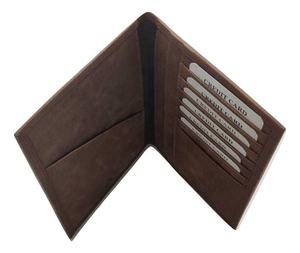 Tarjetero de cuero genuino para guardar pasaportes - Product Image 2