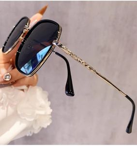 Nouveautés 2026 – Lunettes de soleil vintage en métal pour femme, montures tendance pour toutes les formes de visage, lunettes carrées surdimensionnées, protection UV400 - Product Image 5