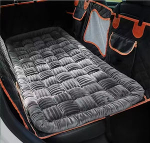 Alfombrilla Antideslizante para Mascotas para el Asiento Trasero del Coche, Cama para Perros con Diseño a Cuadros, Lavable, Fundas Personalizadas para Asientos de Coche para Perros - Product Image 1