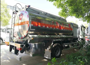 Camión Cisterna de Combustible para Aviación SmallJet A1 de 4x2, 5000 Litros, <span class=keywords><strong>10000</strong></span> Litros, 4m3, 10 M3 con Tanque de Aluminio en Venta - Product Image 5