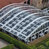 Tente de réception en aluminium à toit rond élégant de grande capacité pour événements en plein air, 400-500 personnes, réception de mariage