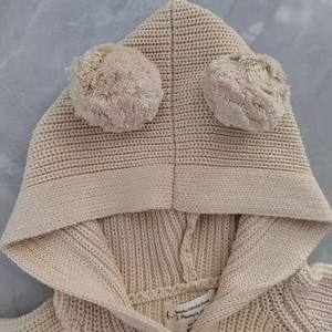 Combinaison pour bébé en coton biologique 100% - Combinaison à capuche tricotée pour nouveau-né - Combinaison ample et douce avec pompon - Pull pour bébé fille - Automne-hiver - Product Image 6