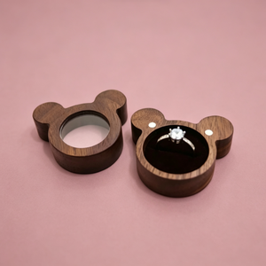 Caja de Anillo de Madera de Nogal con Diseño de Mickey, Mini Estuche para Guardar Joyas, Caja de Regalo Ideal para Pedida de Mano o Ceremonia de Compromiso - Product Image 4