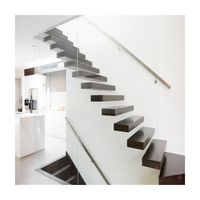 Loft de maison avec escalier bande de roulement en bois rentable équiper chevauchement et capteur de mouvement de contrôleur de lumière d'escalier