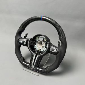 Venta caliente para <span class=keywords><strong>BMW</strong></span> Serie 3 F10 F30 F90 F01 F12 M3 M6 E90 Z4 <span class=keywords><strong>X1</strong></span> X6 Volante de coche de cuero perforado de fibra de carbono para M4 - Product Image 5