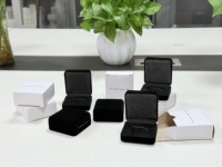 Boîte de rangement de luxe en velours pour badges, pièces de monnaie, médailles et souvenirs - Vente en gros