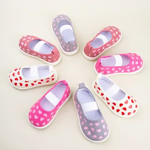 wholesale kids canvas shoes heart printed slip-on flat dressing shoes baby girls pink cute footwear