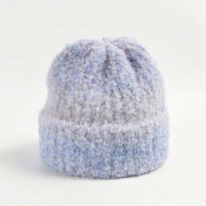 Gorro de Punto Cálido y Suave con Bordado 3D Circular Mixto para Hombre y Mujer, Gorro de Moda para Otoño e Invierno, Ideal para Viajar - Product Image 5