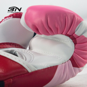 Gants de boxe roses pour enfants BN Kids, gants de <span class=keywords><strong>kick</strong></span>-<span class=keywords><strong>boxing</strong></span> personnalisés pour enfants 4oz, gants de boxe en cuir PU, mini gants de boxe - Product Image 4