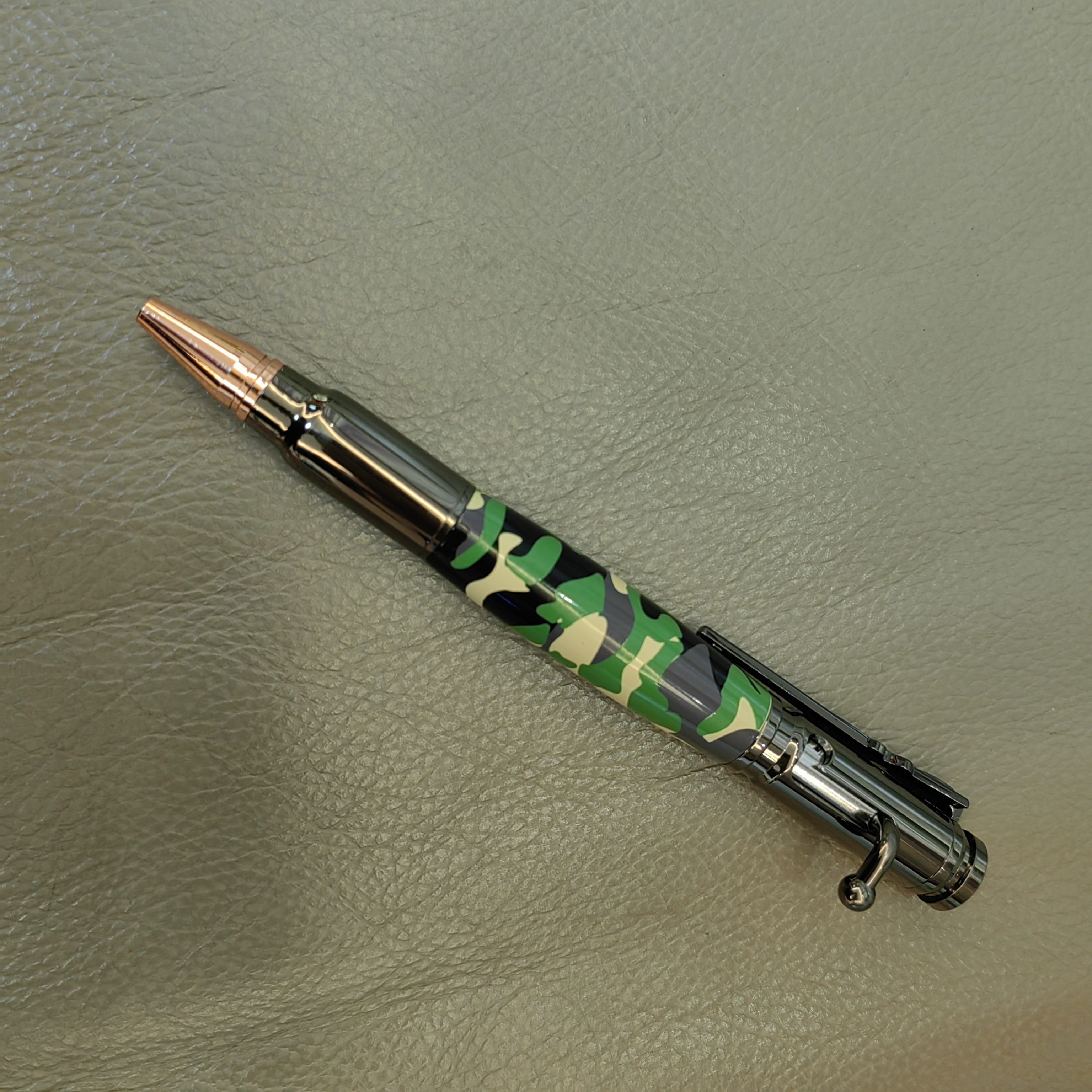 gun black